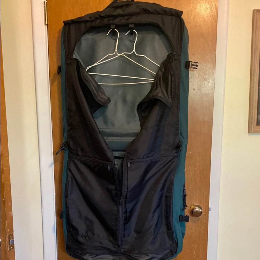 Eddie Bauer Travel Suit Garment Bag